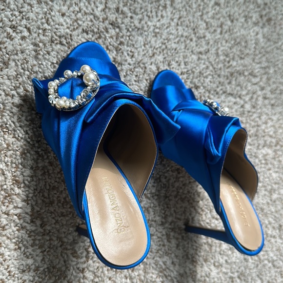 Enzo Angiolini royal blue Mule.Worn once - Picture 2 of 4